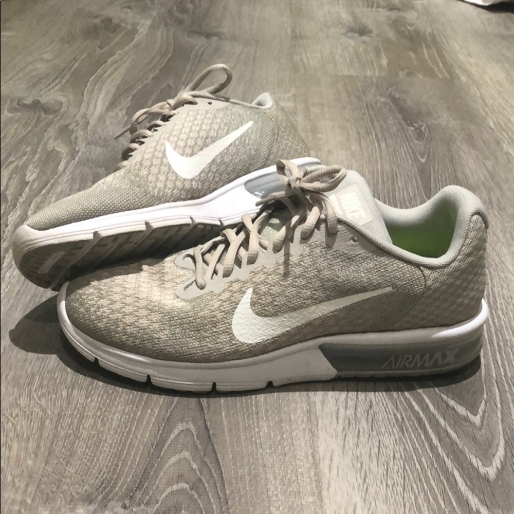Nike Air Max Sneakers